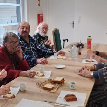 &#x20;Premi&#xE8;re&#x20;rencontre&#x20;avec&#x20;les&#x20;locataires&#x20;de&#x20;Montrond-le-Ch&#xE2;teau&#x20;